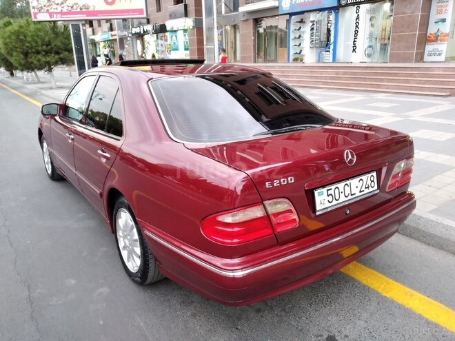 Mercedes E 200 2000, 229,600 km - 2.0 л - Sumqayıt