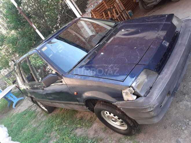 Honda Civic 1986, 255,000 km - 1.3 l - Zaqatala