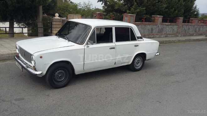 LADA (VAZ) 21011 1980, 281,811 km - 1.5 л - Qax
