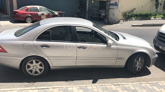 Mercedes C 200 2001, 216,000 km - 2.0 l - Mingəçevir