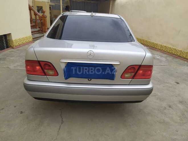 Mercedes E 200 1998, 240,000 km - 2.0 л - Gəncə