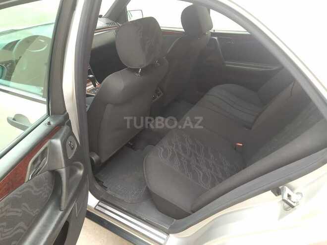 Mercedes E 200 1998, 240,000 km - 2.0 л - Gəncə