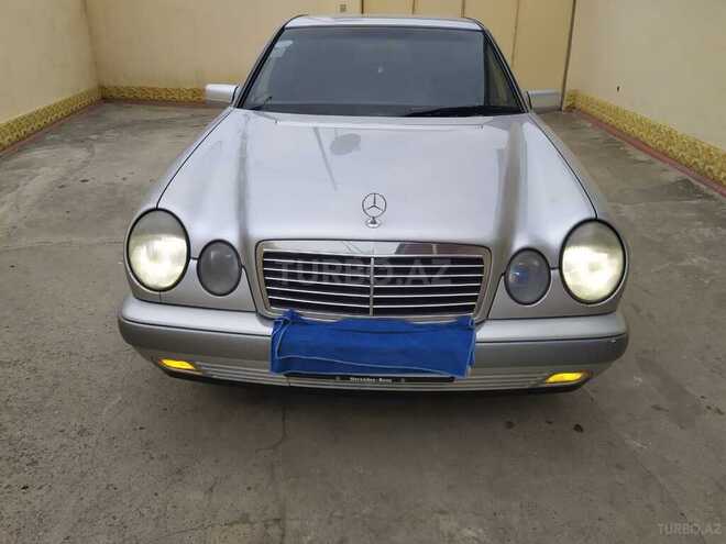 Mercedes E 200 1998, 240,000 km - 2.0 л - Gəncə