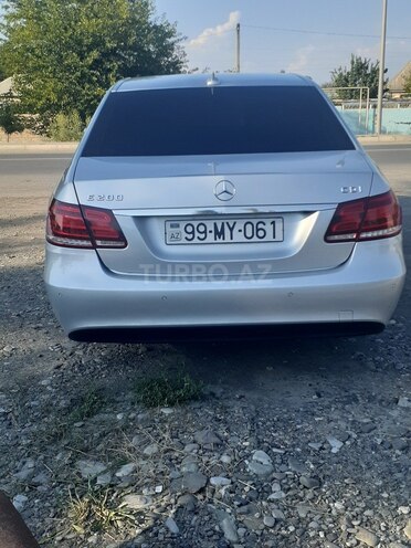 Mercedes E 200 2013, 226,000 km - 2.2 l - Ucar