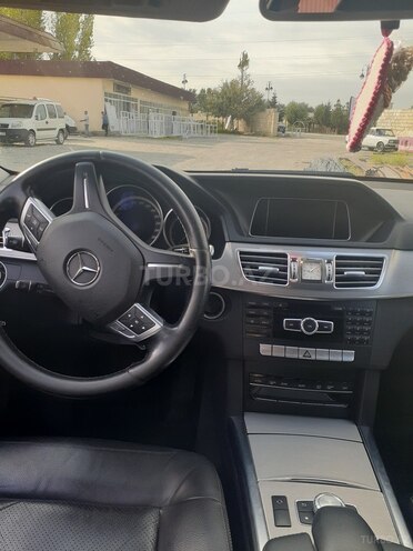 Mercedes E 200 2013, 226,000 km - 2.2 l - Ucar