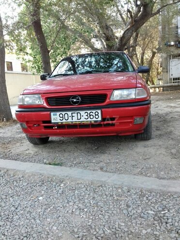 Opel Astra 1996, 219,456 km - 1.6 l - Bakı