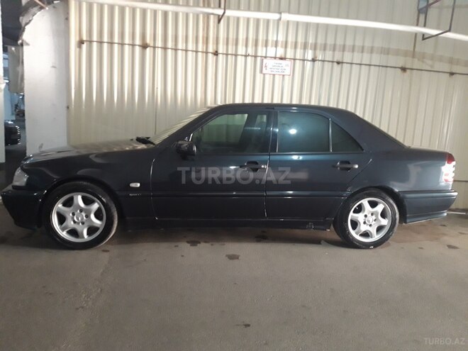 Mercedes C 200 2000, 330,000 km - 2.0 l - Bakı