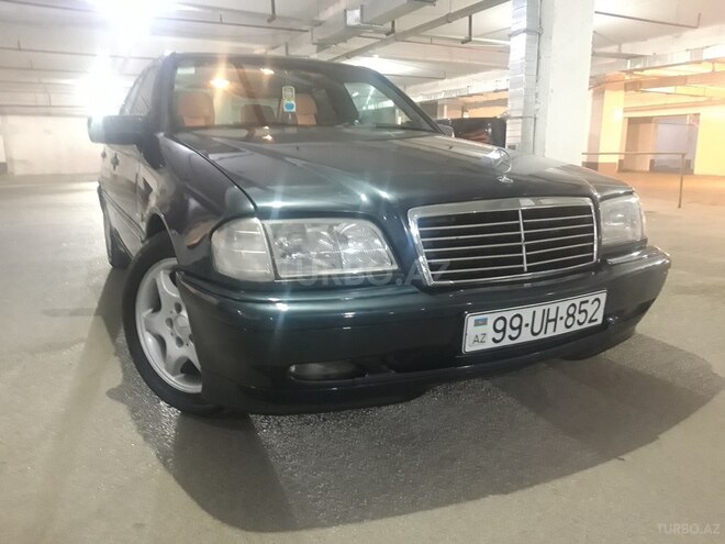 Mercedes C 200 2000, 330,000 km - 2.0 l - Bakı