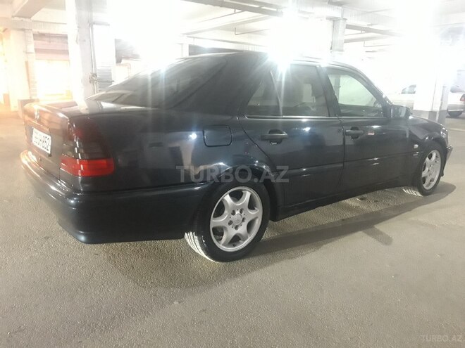 Mercedes C 200 2000, 330,000 km - 2.0 l - Bakı