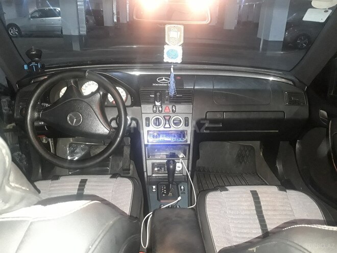 Mercedes C 200 2000, 330,000 km - 2.0 l - Bakı
