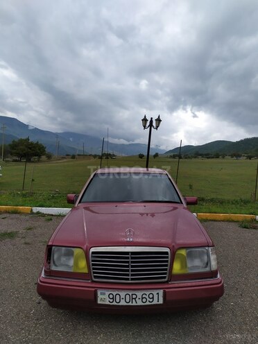 Mercedes E 220 1994, 420,875 km - 2.2 l - Bakı