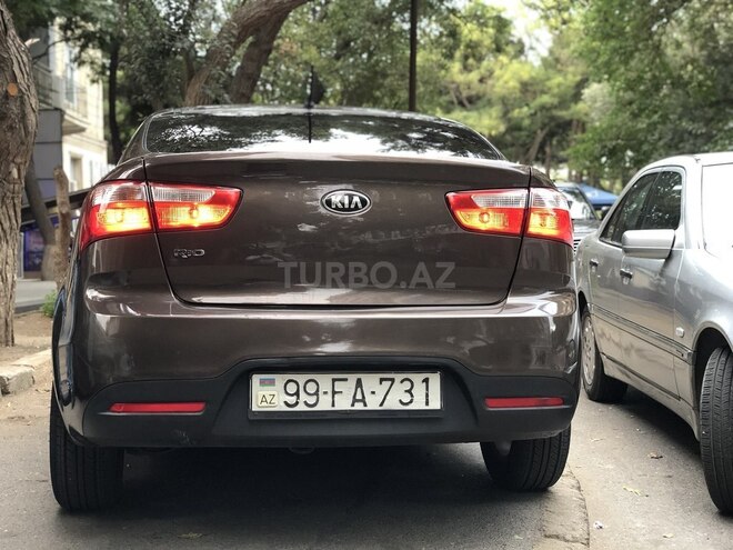 Kia Rio 2013, 275,000 km - 1.4 л - Bakı