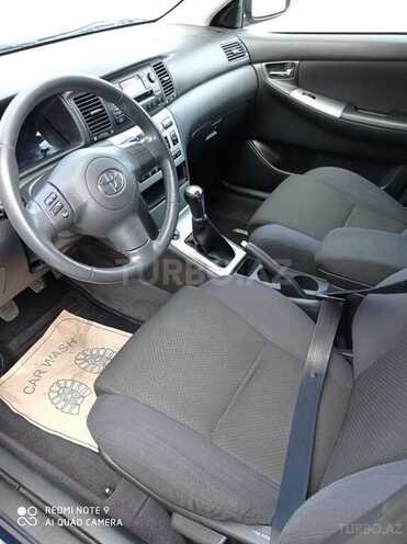 Toyota Corolla 2005, 250,000 km - 1.4 l - Bakı