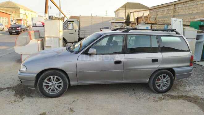Opel Astra 1995, 350,000 km - 1.6 l - Bakı