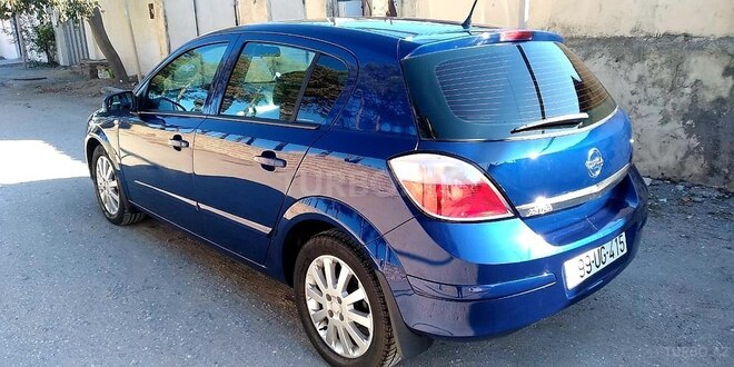 Opel Astra 2005, 230,000 km - 1.4 l - Gəncə