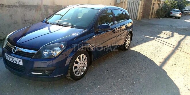 Opel Astra 2005, 230,000 km - 1.4 l - Gəncə