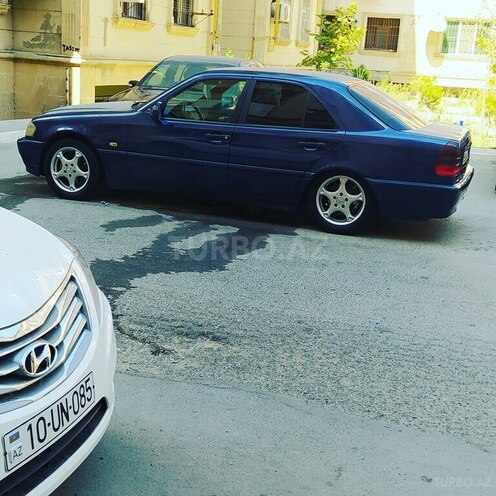 Mercedes C 220 1999, 314,000 km - 2.2 л - Bakı