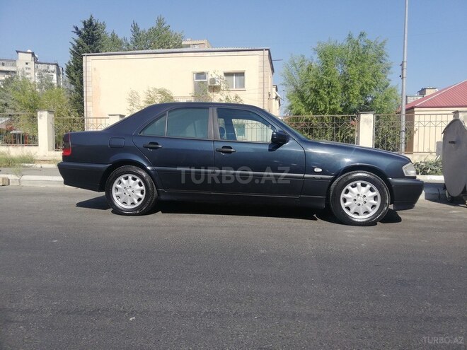 Mercedes C 220 1999, 330,033 km - 2.2 л - Bakı