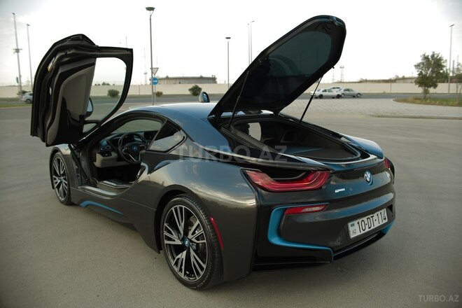 BMW i8 2015, 70,000 km - 1.5 л - Bakı