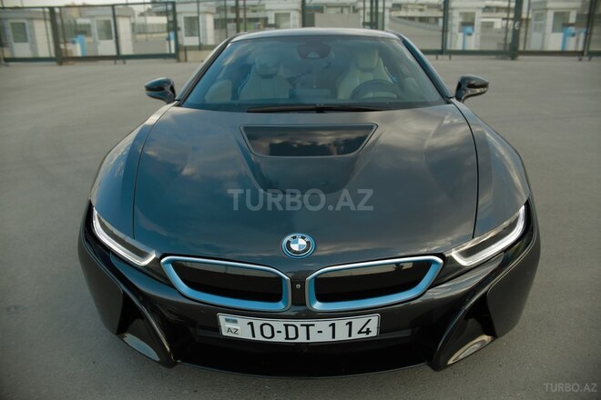 BMW i8 2015, 70,000 km - 1.5 л - Bakı