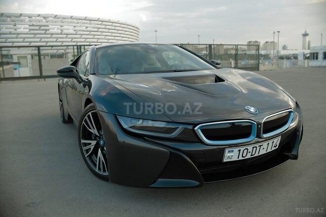 BMW i8 2015, 70,000 km - 1.5 л - Bakı