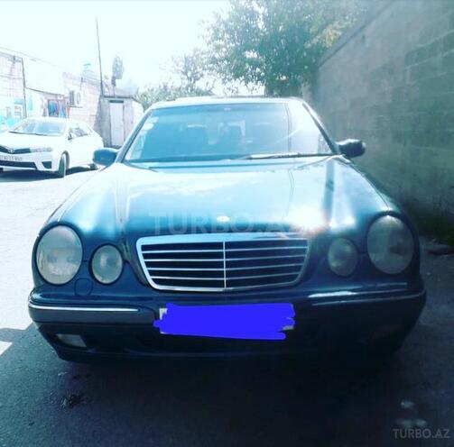 Mercedes E 220 2000, 395,000 km - 2.2 l - Bakı