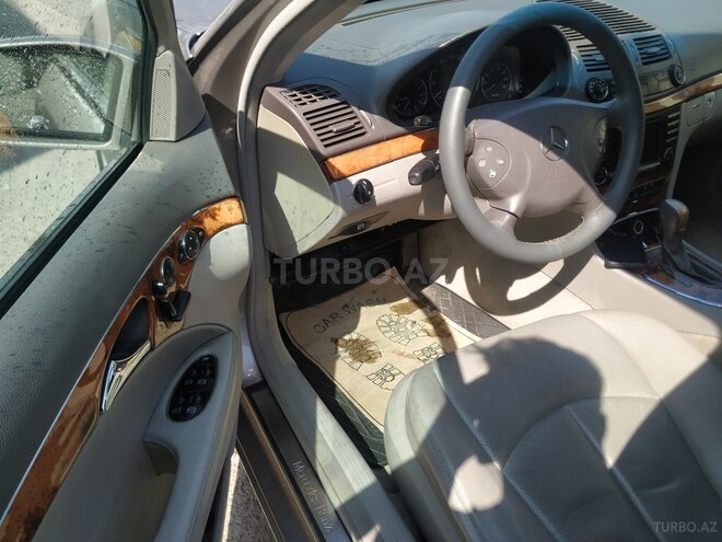 Mercedes C 320 2003, 274,000 km - 3.2 l - Bakı