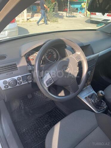 Opel Astra 2005, 177,000 km - 1.3 l - Bakı
