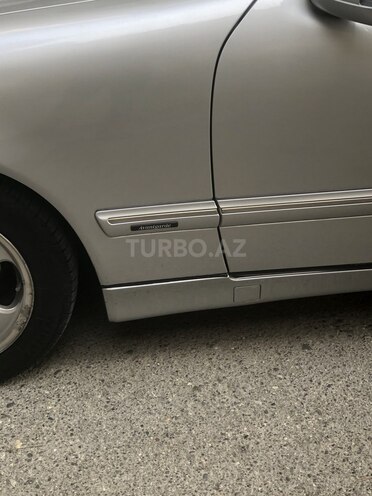 Mercedes E 240 2001, 307,828 km - 2.4 l - Bakı