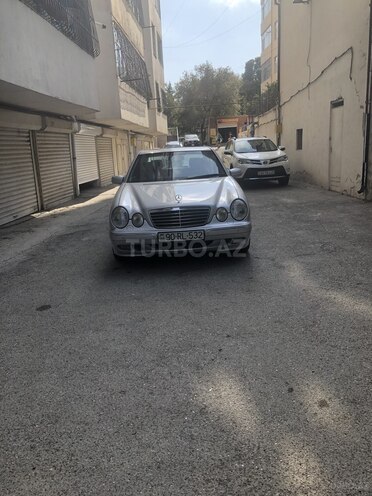 Mercedes E 240 2001, 307,828 km - 2.4 l - Bakı
