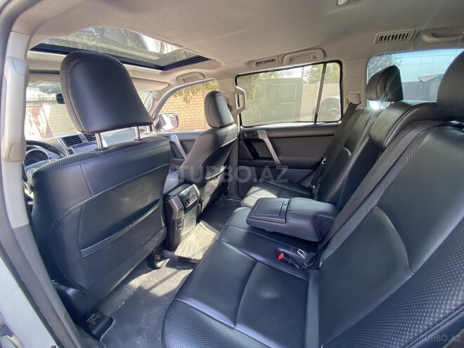 Toyota Prado 2010, 241,000 km - 2.7 l - Bakı