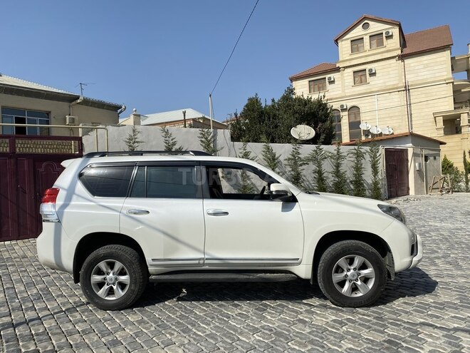 Toyota Prado 2010, 241,000 km - 2.7 l - Bakı