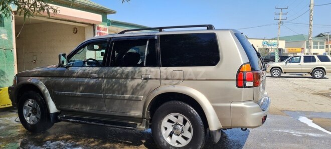 Mitsubishi Montero 2000, 241,856 km - 3.0 l - Bakı