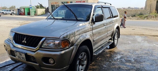 Mitsubishi Montero 2000, 241,856 km - 3.0 l - Bakı