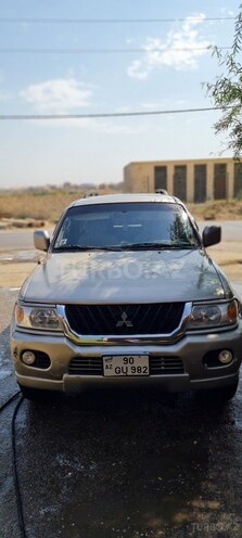 Mitsubishi Montero 2000, 241,856 km - 3.0 l - Bakı