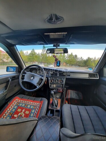 Mercedes 190 1989, 417,000 km - 2.0 l - Qəbələ
