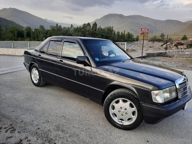 Mercedes 190 1989, 417,000 km - 2.0 l - Qəbələ