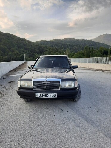 Mercedes 190 1989, 417,000 km - 2.0 l - Qəbələ