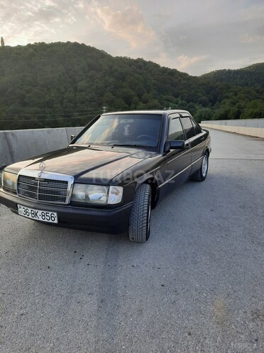 Mercedes 190 1989, 417,000 km - 2.0 l - Qəbələ