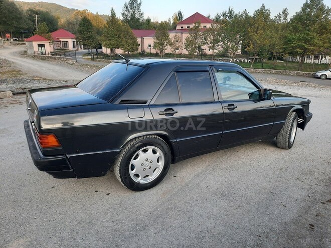 Mercedes 190 1989, 417,000 km - 2.0 l - Qəbələ