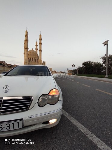 Mercedes C 240 2001, 258,224 km - 2.4 l - Bakı