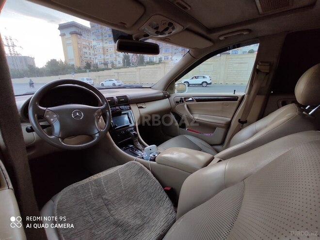 Mercedes C 240 2001, 258,224 km - 2.4 l - Bakı