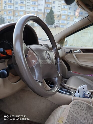 Mercedes C 240 2001, 258,224 km - 2.4 l - Bakı