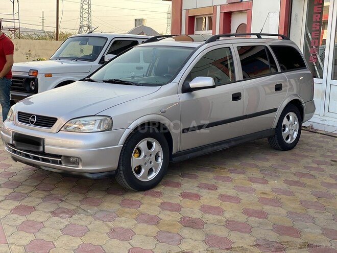 Opel Astra 2000, 306,000 km - 1.6 l - Yevlax