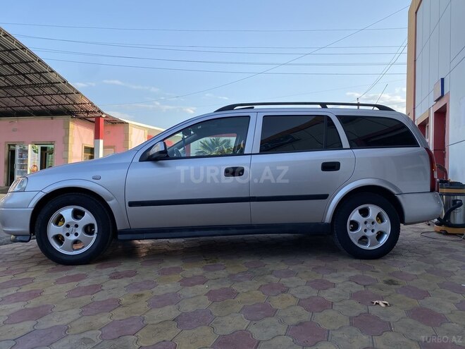 Opel Astra 2000, 306,000 km - 1.6 l - Yevlax