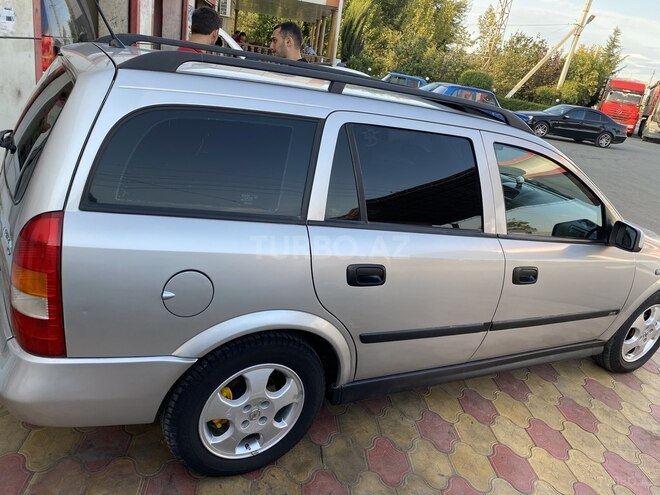 Opel Astra 2000, 306,000 km - 1.6 l - Yevlax