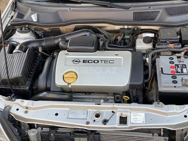 Opel Astra 2000, 306,000 km - 1.6 l - Yevlax