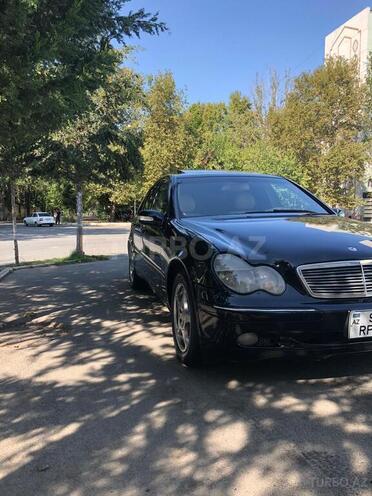 Mercedes C 240 2004, 175,000 km - 2.6 l - Mingəçevir