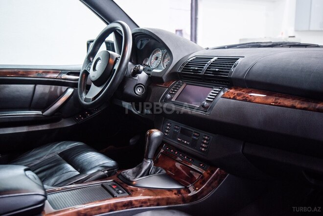BMW X5 2006, 130,000 km - 4.8 l - Bakı