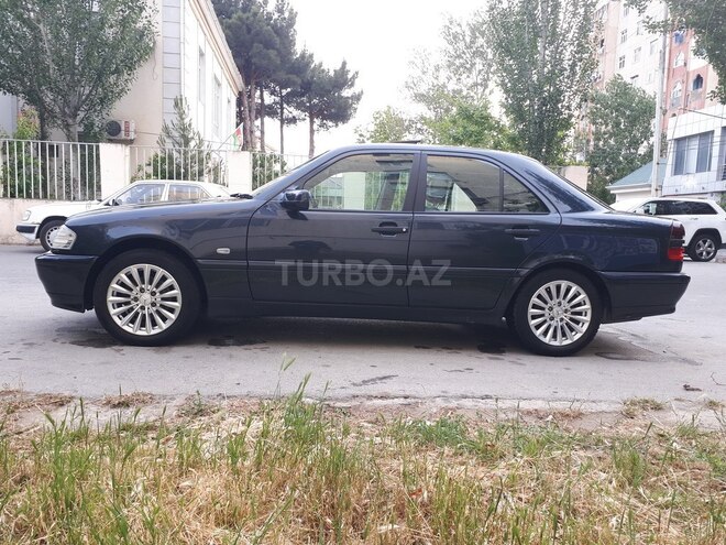 Mercedes C 200 1999, 193,500 km - 2.0 l - Bakı